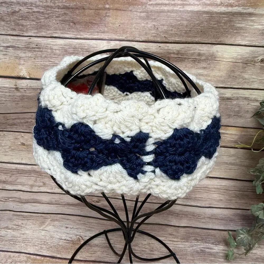 Navy and Cream Crochet Headband